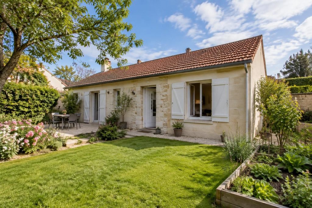 Petite maison avec jardin à louer en particulier dans le Loiret